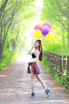 桃花源洞口荒草萋萋无忧