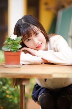 清冷烂美人的管控日常小说