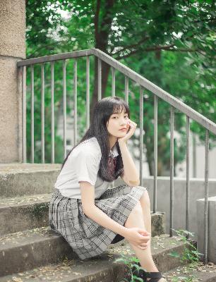 暴躁老奶奶的LOGO